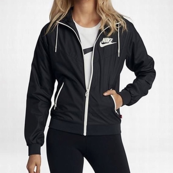 Nike the Windrunner Full Zip Hooded Lightweight Jacket - Picture 1 of 11